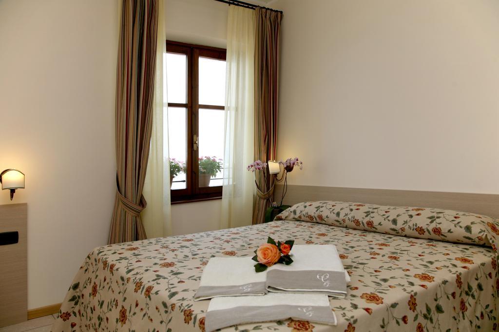 Locanda Le Palafitte Bardolino Bilik gambar