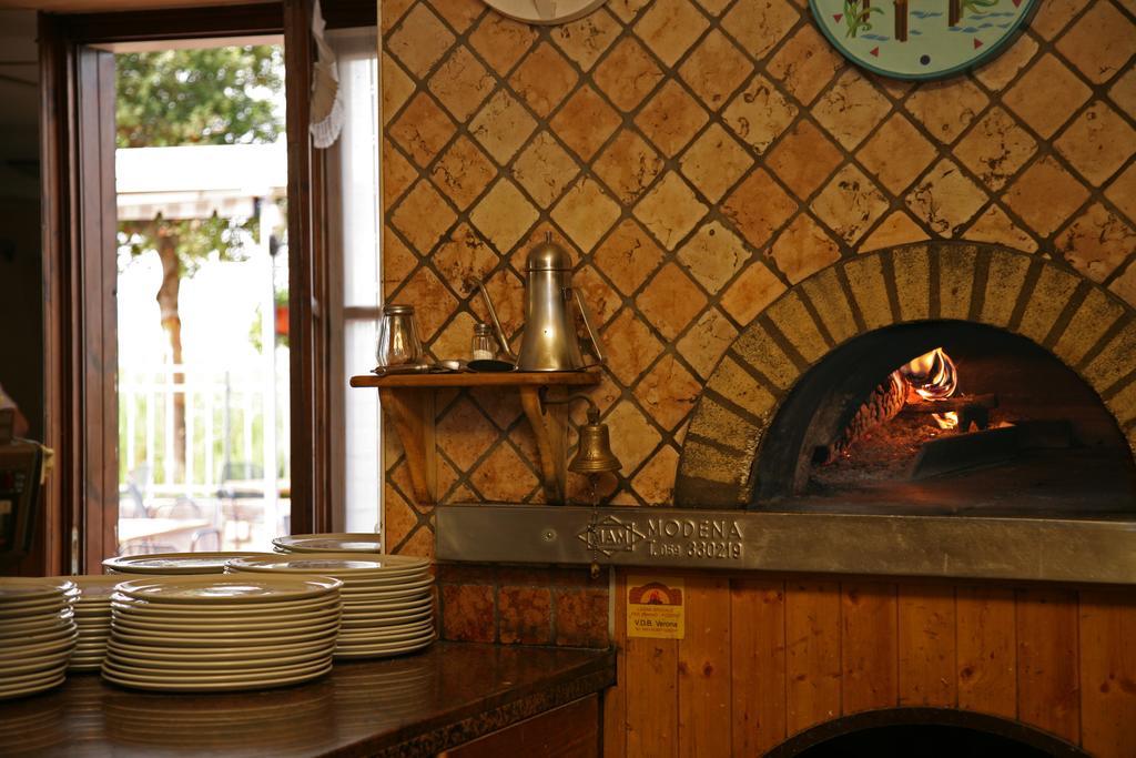 Locanda Le Palafitte Bardolino Luaran gambar